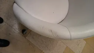 Silla Ikea Blanca con Ruedas.