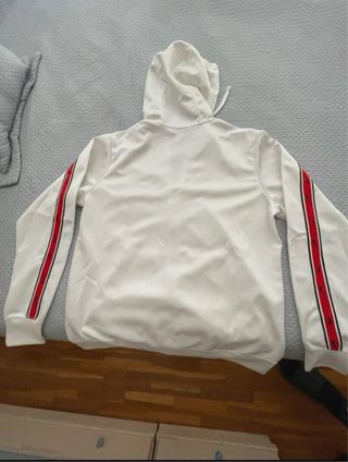 Sudadera Nike Blanca y Roja