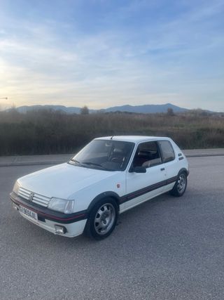 Peugeot 205 gti 1988