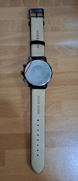 Reloj Viceroy Negro y Amarillo WR 150FT