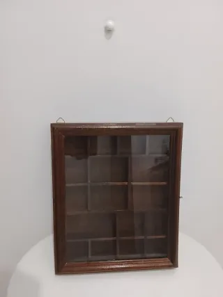 Vitrina expositora pequeña madera