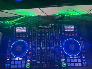 Denon DJ MCX8000 Controlador DJ