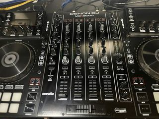 Denon DJ MCX8000 Controlador DJ