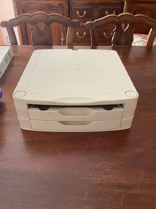 Soporte Monitor con Cajones