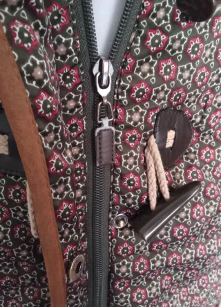 Chaqueta con estampado floral