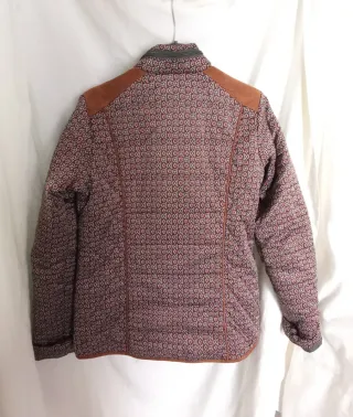 Chaqueta con estampado floral