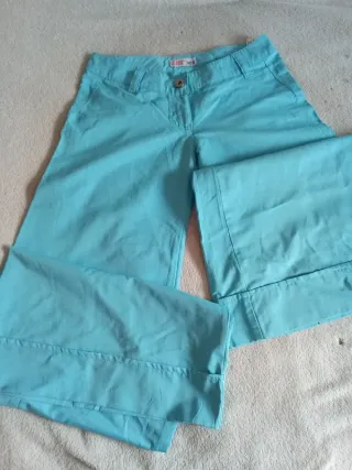 Pantalón ancho color turquesa