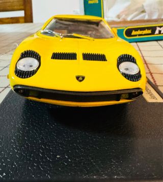 Lamborghini Miura 1:18 Die-Cast