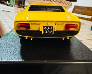 Lamborghini Miura 1:18 Die-Cast