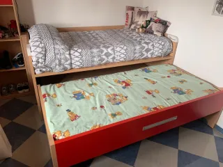 Cama nido con cajones y colchones