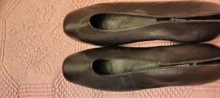 Zapatos de piel negros talla 36