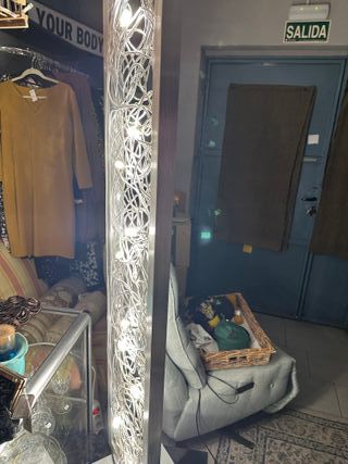 Lámpara de pie moderna metal y cristal