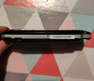 PSP 3004 Nera + 5 Giochi + Accessori