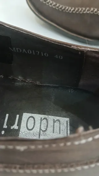 Mocasines de piel marrones