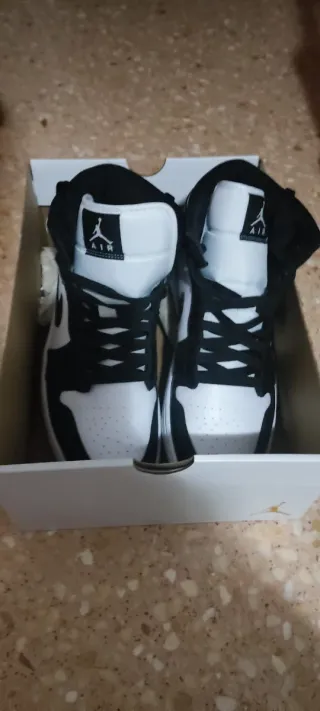 Zapatillas Nike Air Jordan Talla 43