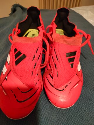 Botas Futbol Adidas Predator Rojas