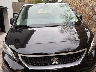 Peugeot e-Expert 2021