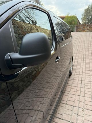 Peugeot e-Expert 2021