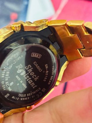 Reloj G-SHOCK Dorado y Negro
