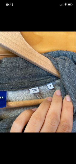 Sudadera Jack Jones gris con rayas