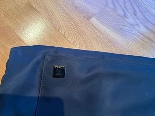 Bolsa de viaje negra muy ligera