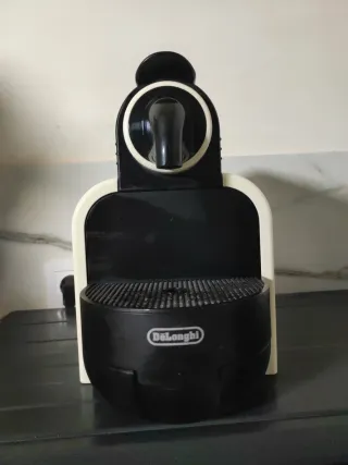 Cafetera de cápsulas DeLonghi