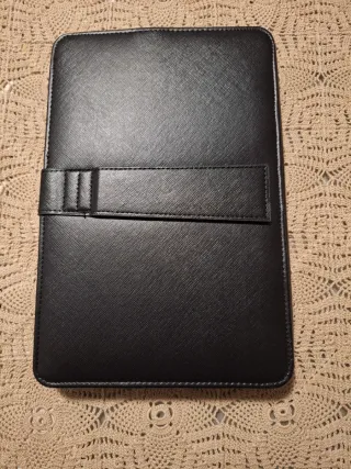 Tastiera con cover per tablet