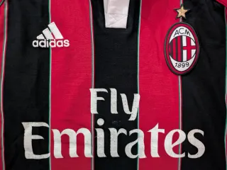 Camiseta AC Milan 12/13