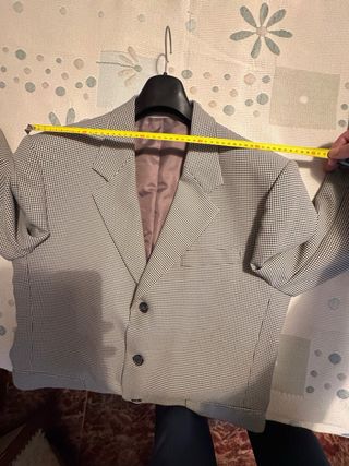 Americana cudritos negra y blanca.