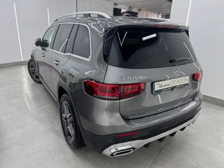 Mercedes-Benz GLB 220d AMG LINE 7 PLAZAS