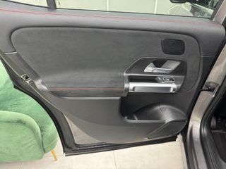 Mercedes-Benz GLB 220d AMG LINE 7 PLAZAS