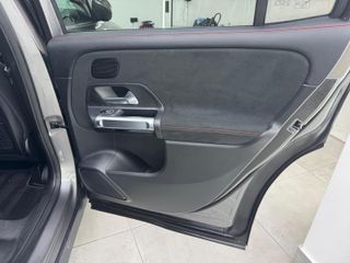 Mercedes-Benz GLB 220d AMG LINE 7 PLAZAS
