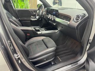 Mercedes-Benz GLB 220d AMG LINE 7 PLAZAS