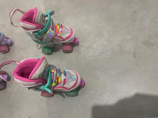 Dos Patines Niña Talla EUR 30-33 / US 10-13J