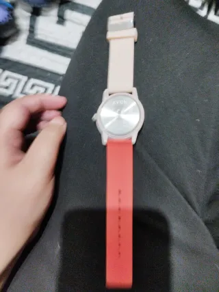 Reloj rosa y rojo Solo falta pila