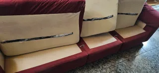 Sofá 3 plazas granate.