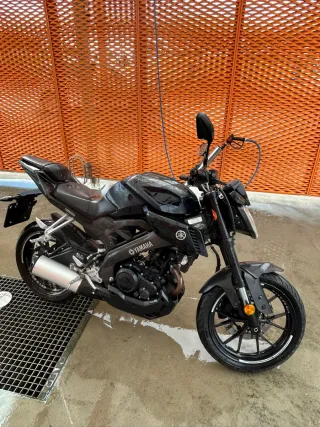 Yamaha MT 125 Naked Negra