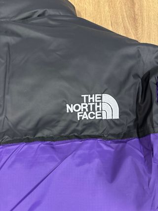 Chaqueta The North Face Nuptse 700 Morada