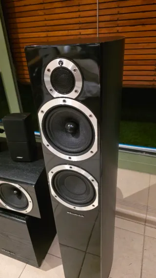 Altavoces Wharfedale Diamond 10.4 + Subwoofer