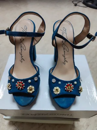 Zapatos de tacón Tino Gonzalez azules