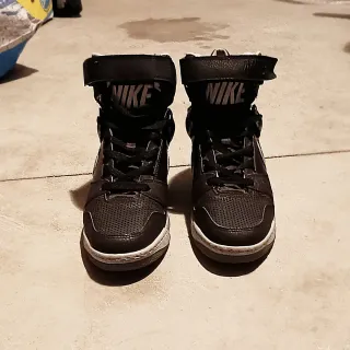 Scarpe Nike Air Revolution Sky Hi