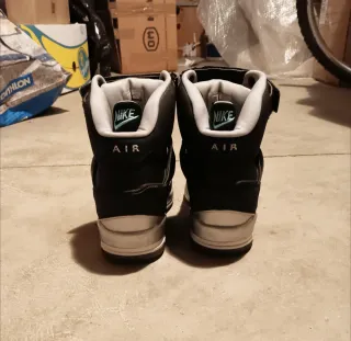 Scarpe Nike Air Revolution Sky Hi