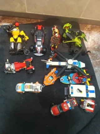 Lego Varios Vehículos y Figuras
