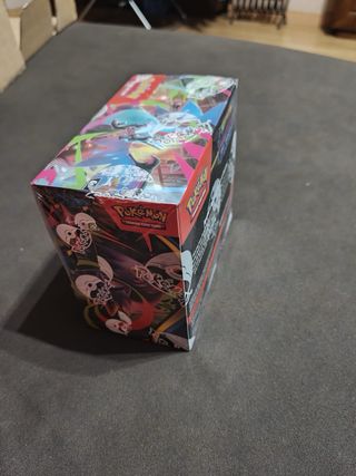 Caja Booster Pokémon Phantasmal Flames Inglés