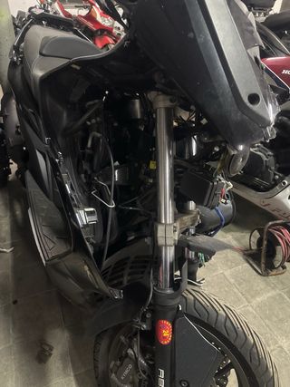 Kymco Xciting 400i 2016 para piezas recambio
