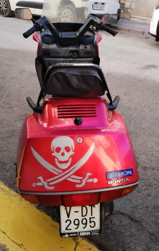 Honda Helix CN 250 - Clásica 30+ años