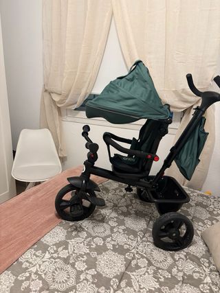 Triciclo de paseo con parasol