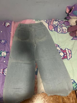 Pantalones vaqueros pata de elefante