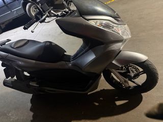 Honda PCX 125 Scooter