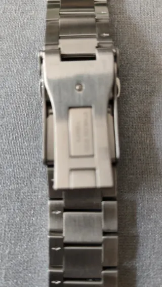 Pulsera Tissot Acero Inoxidable Plateada.